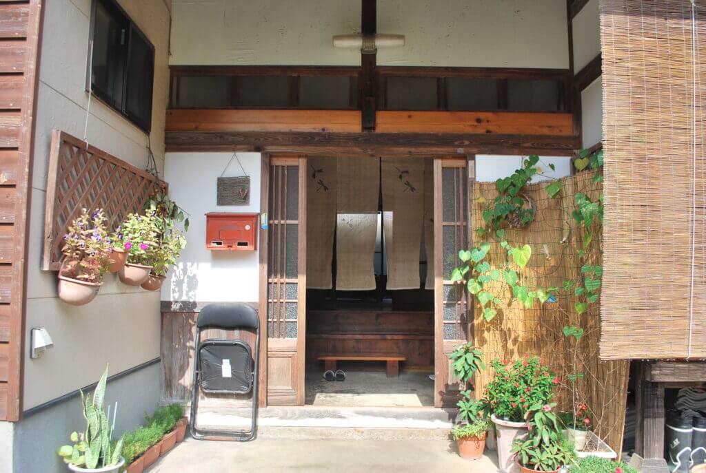 Okina-gusa Entrance